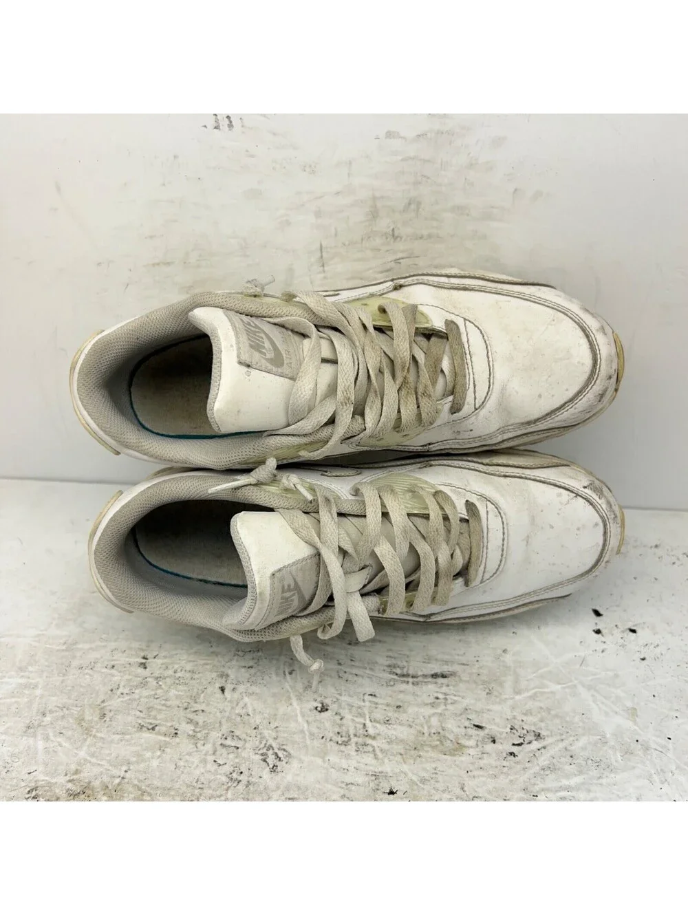 Nike Men's Air Max 90 Leather Athletic Shoes 302519-113 White Size 9.5M